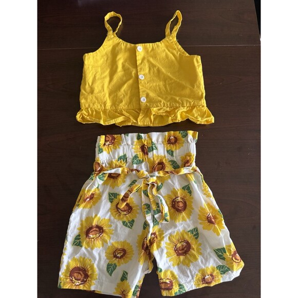 Girl's outfit Sleeveless Toddler Top+ Sunflower Ruffle shorts yellow size XS 5-6 - Picture 3 of 12